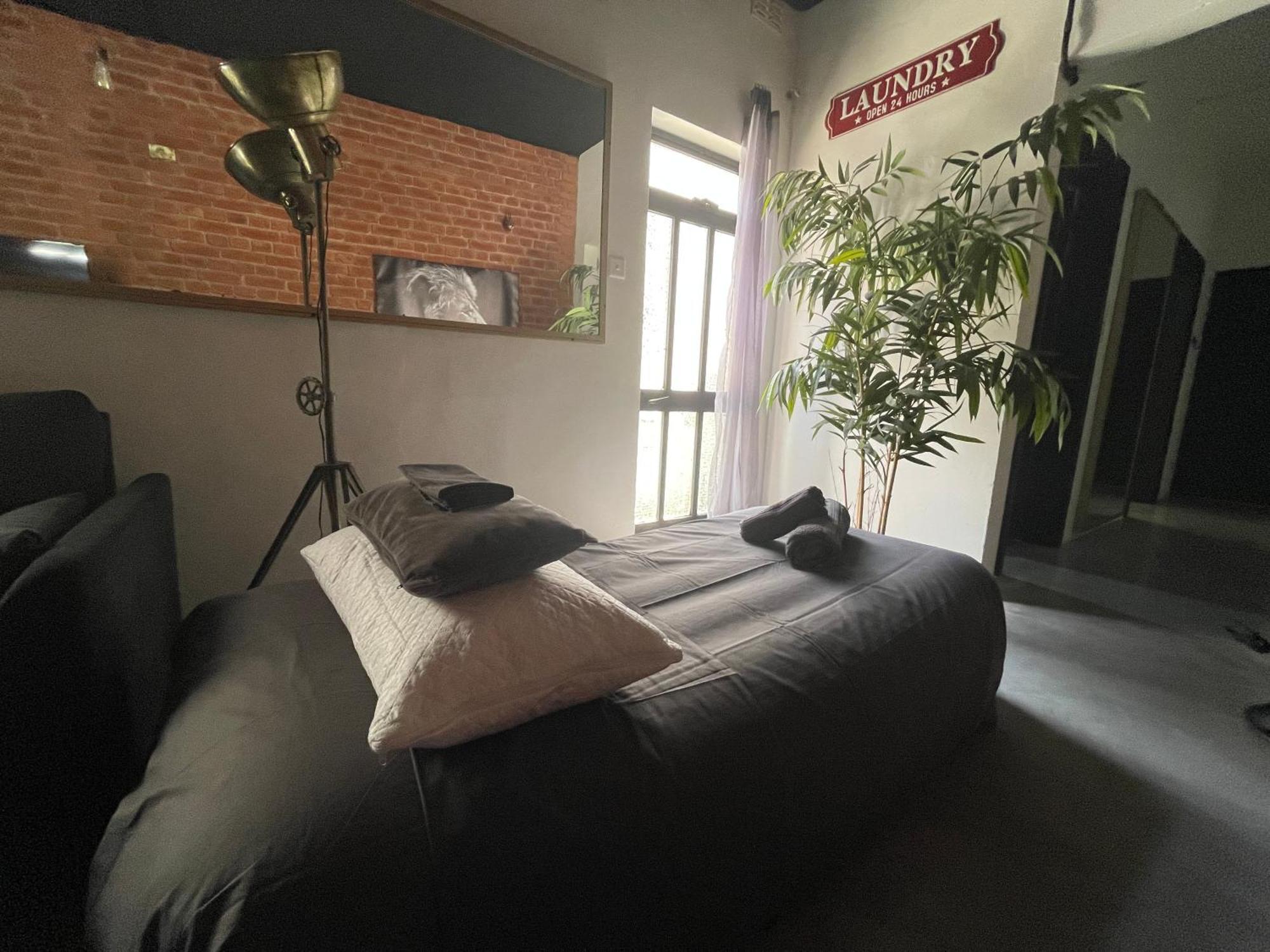 Industrial Cozy Retreat Gzira Apartment Exterior photo